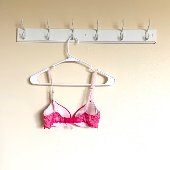 Victoria Secret padded Demi bra - Picture 2 of 4